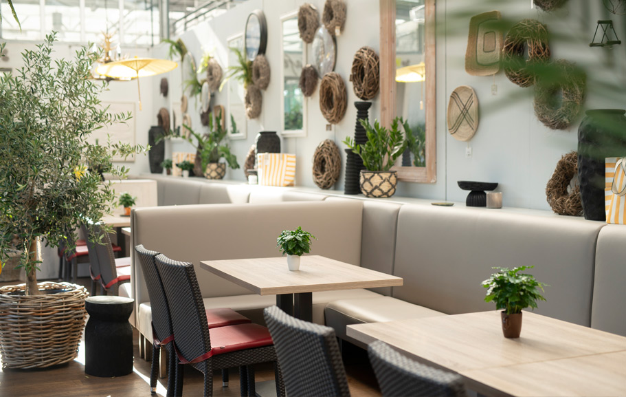 Gartenwelt-Cafe-Fuerth-Atzenhof.jpg